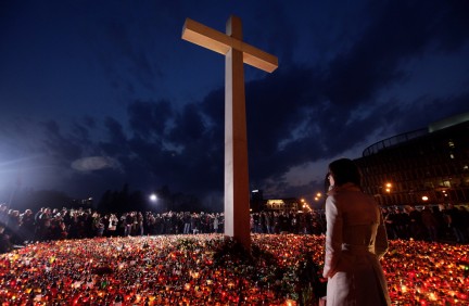 La Polonia piange i suoi morti