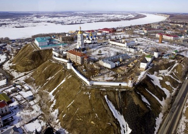 Tobolsk Kremlin – Dmitry Medvedev (2009)