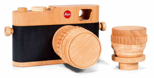 La bellissima Leica M in legno